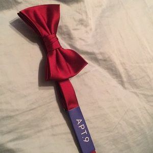 NWT Apt. 9 boulevard solid red bow tie